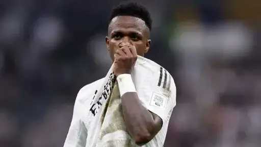 فينيسيوس: ريال مدريد نادي الأحلام.. ومستقبلي محسوم