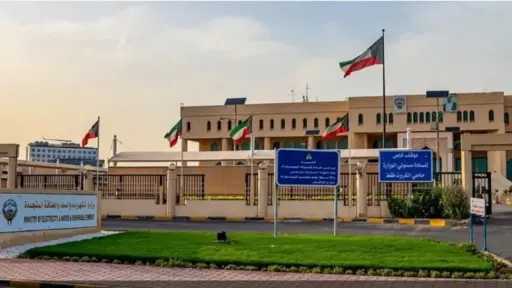 الكويت تعلن خروج 7 خطوط للكهرباء عن الخدمة