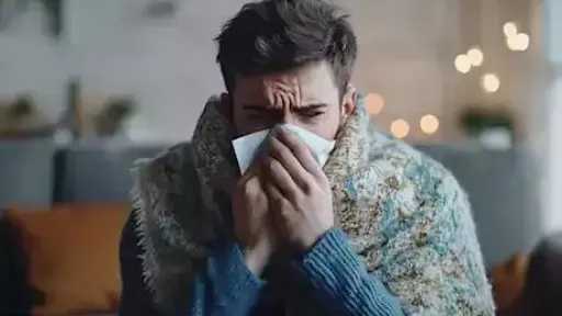 علاج منزلي لنزلات البرد.. تفاصيل