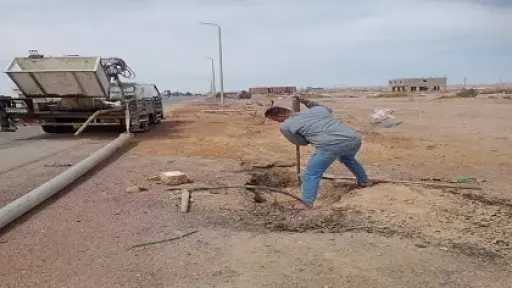 تنفيذا لتوجيهات محافظ البحر الأحمر.. رأس غارب تواصل تطوير منظومة الإنارة العامة