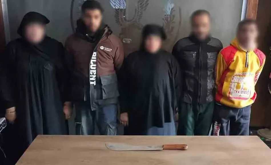 ضبط طرفي مشاجرة وترويع الأهالي بسلاح أبيض بعد تداول فيديو بالمطقم