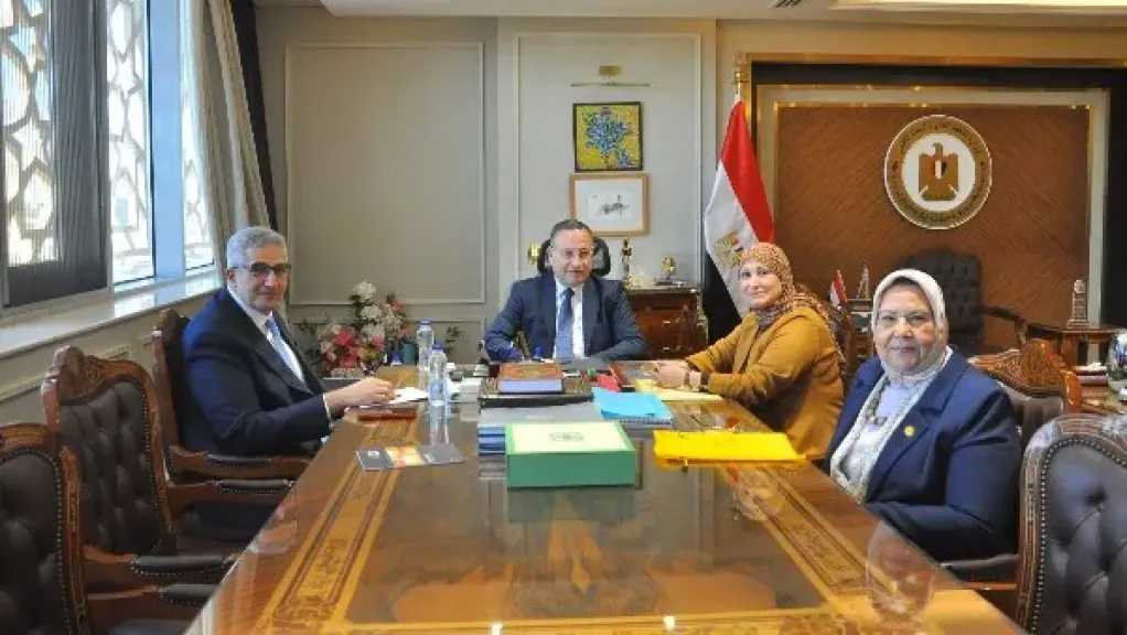 كوثر محمود تطالب التعليم بإعادة المقابلات الشخصية للمتقدمين لكليات التمريض