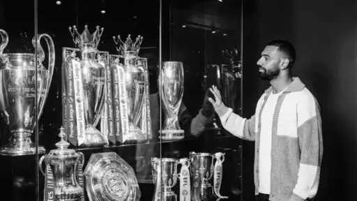 محمد صلاح يعلن رحيله عن ليفربول نهاية الموسم الحالي (فيديو)