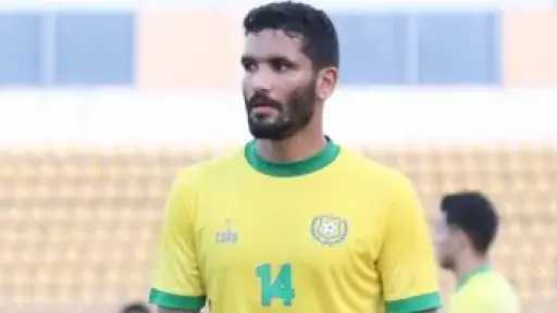 صالح جمعة يفتح النار: زيزو لا يستحق البقاء.. وأزمات غرفة ملابس الأهلي بسبب الفلوس