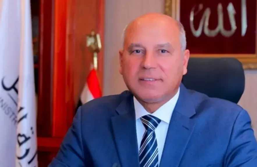 وزير النقل يتابع  انتظام الحركة بكافة مرافق النقل والمواصلات  تزامنا مع موجة الطقس السئ التي تسود كافة  أنحاء الجمهورية