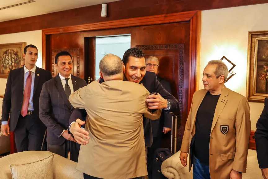 منتخب مصر تغادر إلى جدة لمواجهة السعودية وديًا