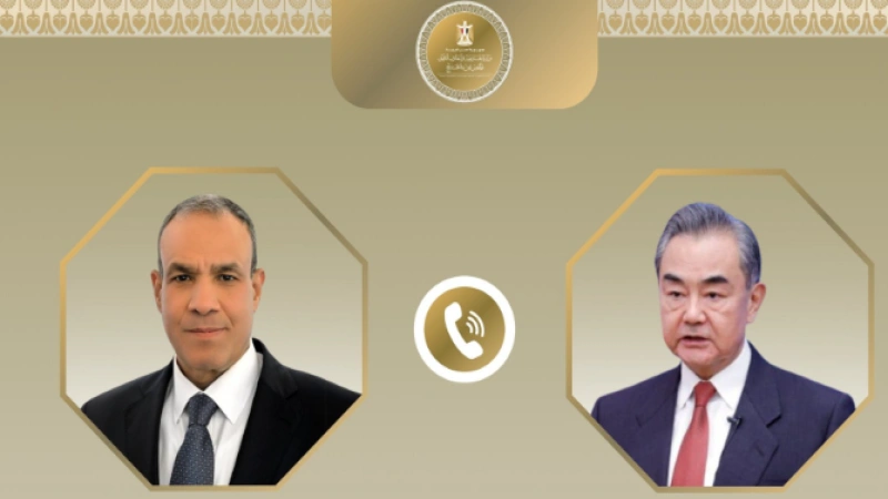 وزير الخارجية ونظيره الصيني