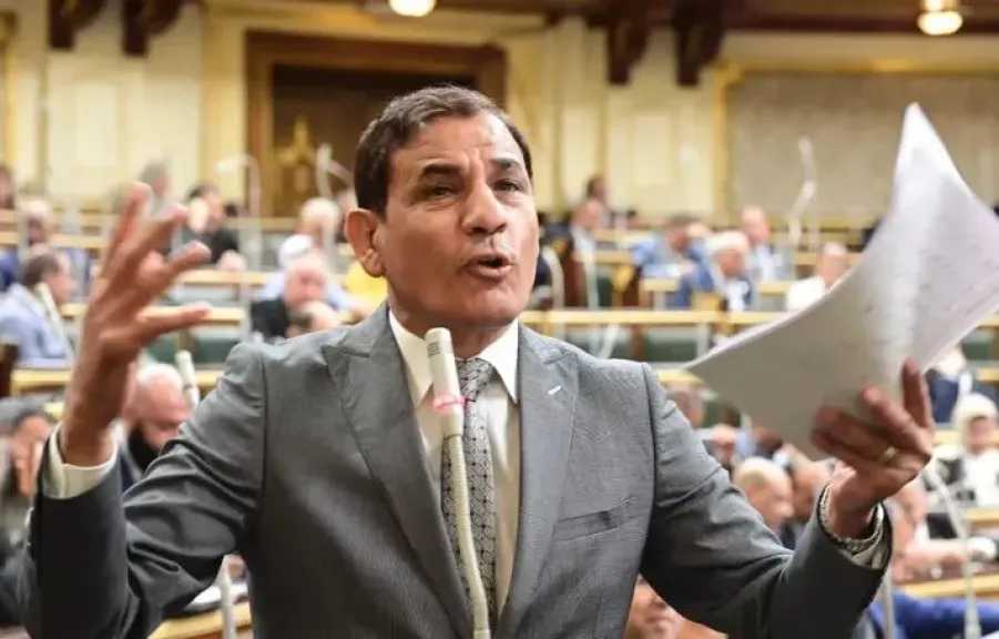 النائب محمد عبدالعليم داوود يطالب بتفعيل الاستجوابات لحماية المال العام