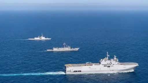 مقر خاتم الأنبياء: الوضع بمضيق هرمز لن يعود... مقر خاتم الأنبياء: الوضع بمضيق هرمز لن يعود إلى ما كان عليه سابقا.. سيحدث أمرٌ ما