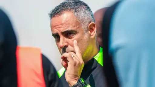 عاجل| الفتح السعودي يُجدد عقد جوزيه جوميز