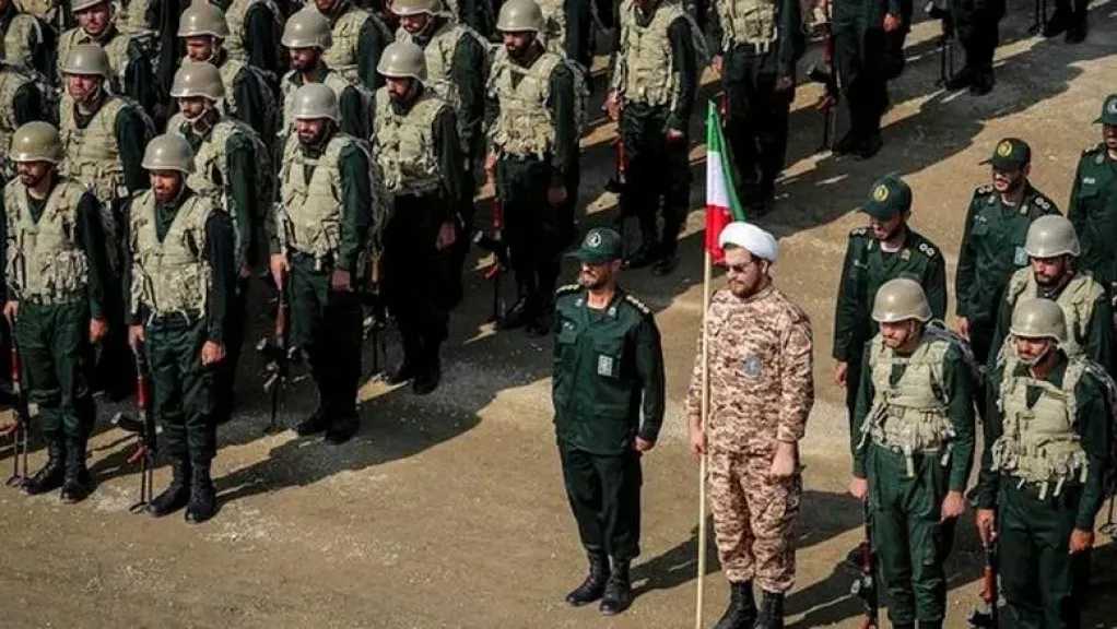 إيران تهدد باحتلال الإمارات والبحرين إذا قام ترامب بغزو بري