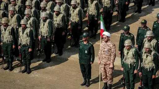 إيران تهدد باحتلال الإمارات والبحرين إذا قام ترامب... إيران تهدد باحتلال الإمارات والبحرين إذا قام ترامب بغزو بري