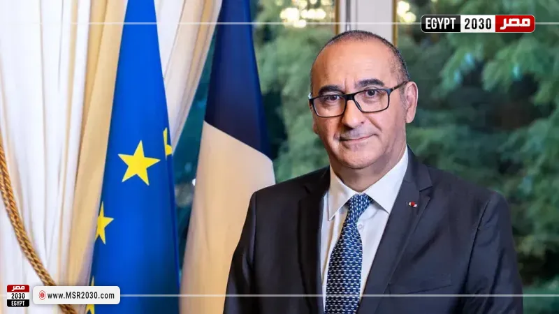 وزير داخلية فرنسا يربط بين محاولة تفجير بنك في باريس وحرب الشرق الأوسط