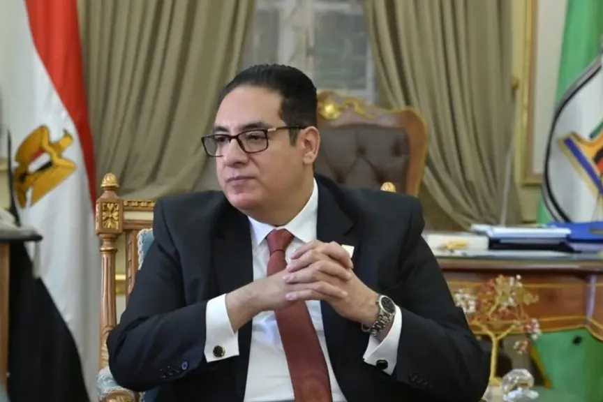 توجيه عاجل من رئيس جامعة القاهرة بشأن امتحانات منتصف الفصل الدراسي وسوء الأحوال الجوية