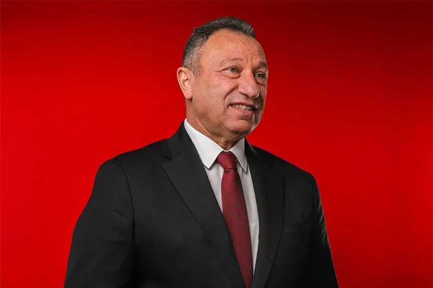 حسن شحاتة يوجه رسالة خاصة لـ محمود الخطيب ووالدة الراحل محمد عبد الوهاب