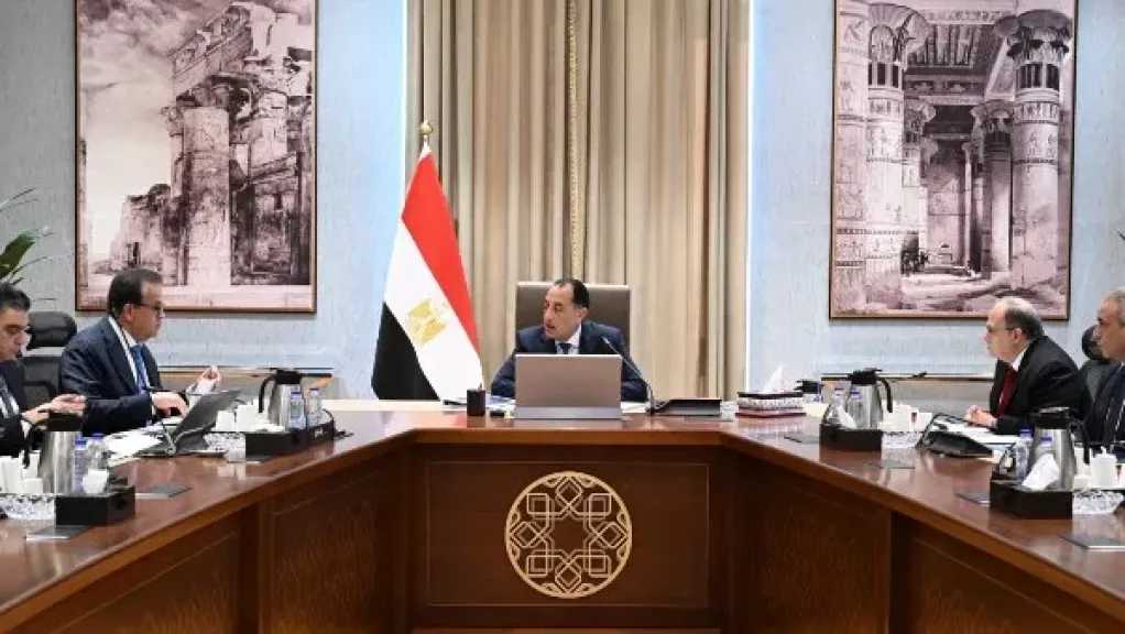 مدبولي: حريصون على الاطمئنان بصفة دورية على المخزون الاستراتيجي من الأدوية