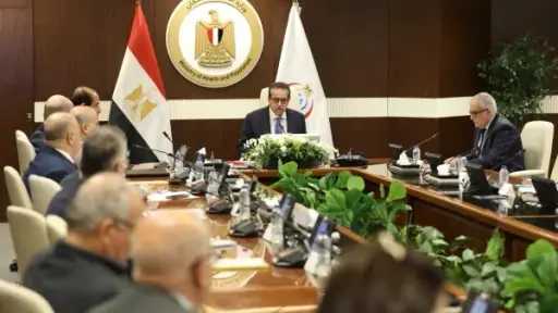 وزير الصحة يترأس اجتماع مجلس إدارة الهيئة العامة للتأمين الصحي ويناقش عدة ملفات هامة لتطوير المنظومة