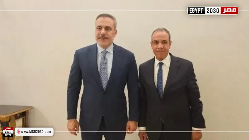 وزير الخارجية ونظيره التركي يبحثان في إسلام أباد العلاقات الثنائية وتنسيق جهود خفض التصعيد