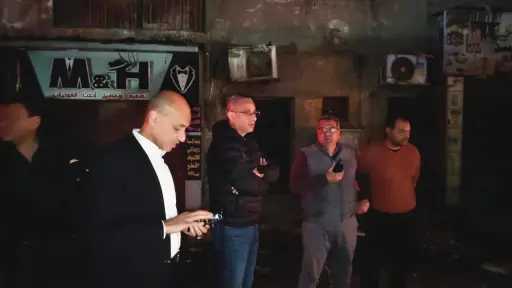 محافظ الجيزة يتفقد التزام المحال بقرار الغلق التاسعة... محافظ الجيزة يتفقد التزام المحال بقرار الغلق التاسعة مساءً بشوارع المحافظة