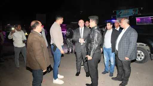 محافظ الفيوم يقوم بجولة ليلية موسعة لمتابعة التزام المحال التجارية والمطاعم بمواعيد الغلق الجديدة