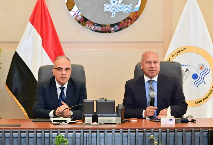 وزيرا النقل والموارد المائية والري