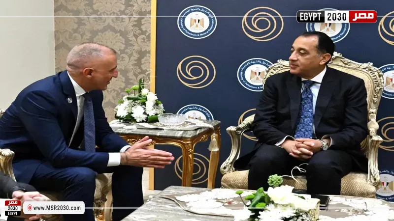 شركة إيني تعتزم ضخ استثمارات جديدة في مصر بقيمة 2 مليار دولار خلال 2026