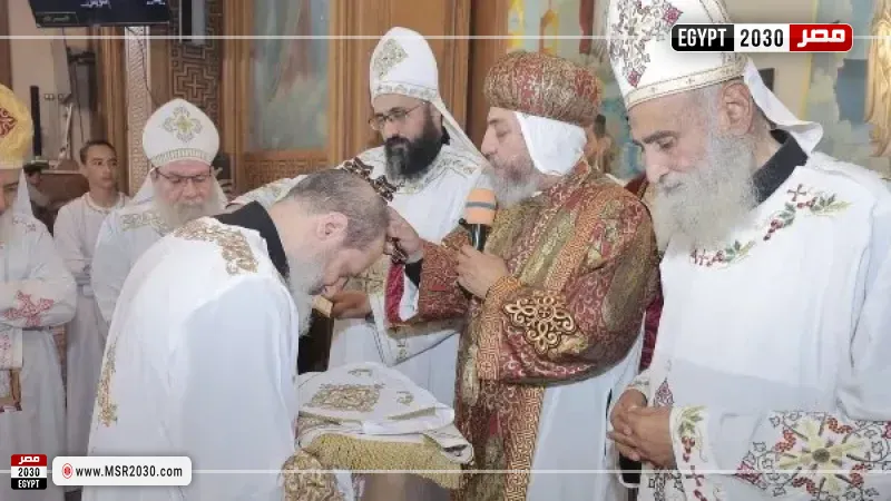 رسامة قمص جديد