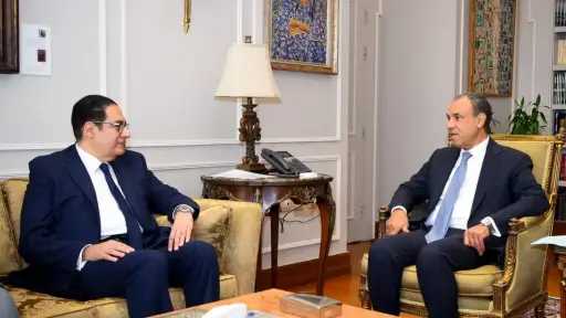 وزير الخارجية يستقبل رئيس جامعة القاهرة لبحث التعاون مع المؤسسات الأكاديمية ومتابعة التحضيرات الجارية لاحتفالية يوم أفريقيا