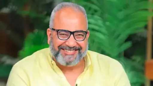 بيومي فؤاد يكشف تفاصيل دوره في فيلم ابن مين فيهم