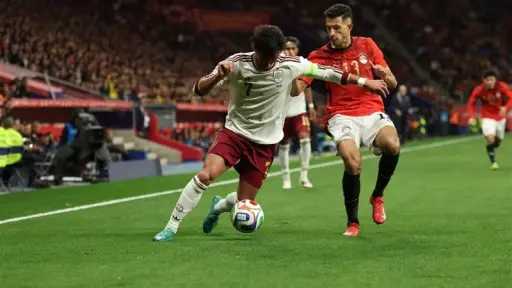 تعادل سلبي بين مصر وإسبانيا في الشوط الأول ومرموش يهدد مرمى لاروخا