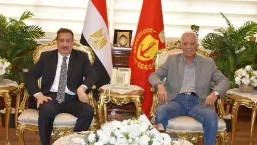 محافظ بورسعيد يستقبل مستشار رئيس مجلس الوزراء للمشروعات القومية لبحث سبل دعم المشروعات التنموية بالمحافظة