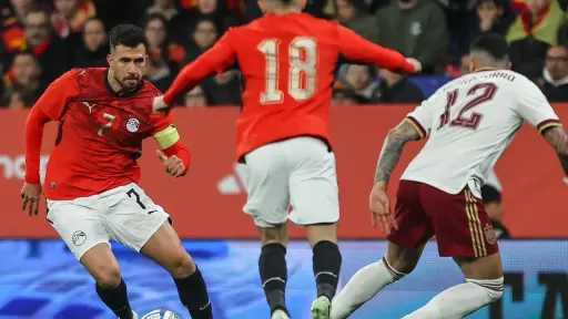 عاجل| اتحاد الكرة يدين العنصرية في مباراة مصر وإسبانيا ببيان رسمي