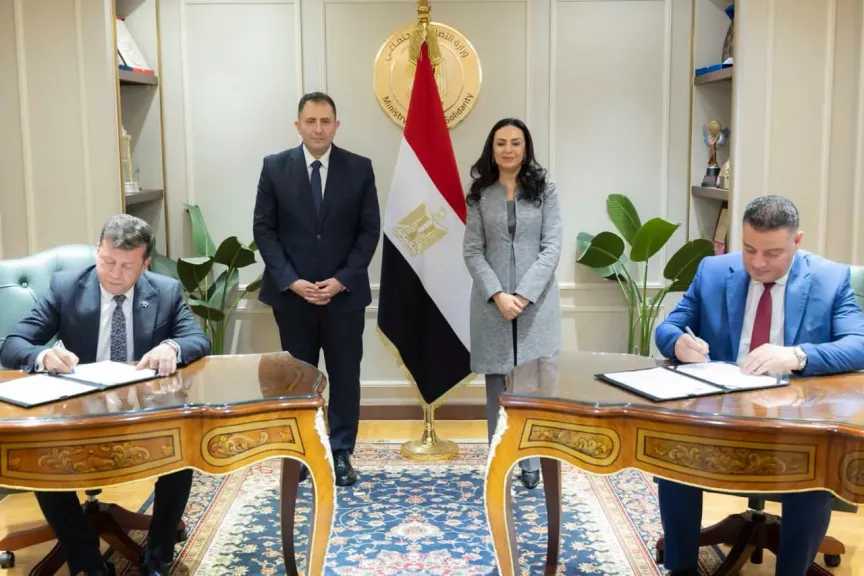 التضامن توقع ثلاثة بروتوكولات تعاون مع مركز معلومات مجلس الوزراء