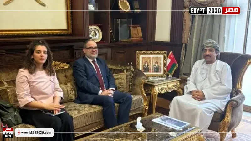 السفير عبد الله الرحبي يستقبل مدير شئون الأونروا لبحث الأوضاع الإنسانية في المخيمات