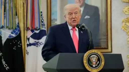 ترامب: القيادة الإيرانية الجديدة أكثر براجماتية.. وطلبت وقف إطلاق النار