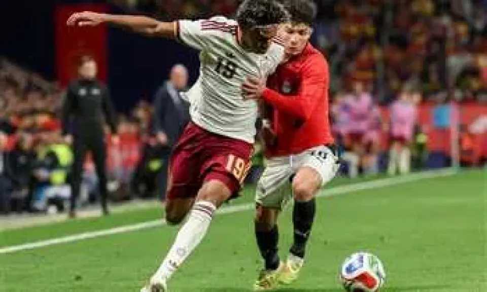 ”الهتافات دليل على جهلكم وعنصريتكم”.. بيان هام من  لامين يامال بعد ما بدر من جماهير إسبانيا