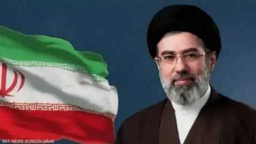 المرشد الإيراني يوجه رسالة إلى شعبه بمناسبة يوم الجمهورية الإسلامية