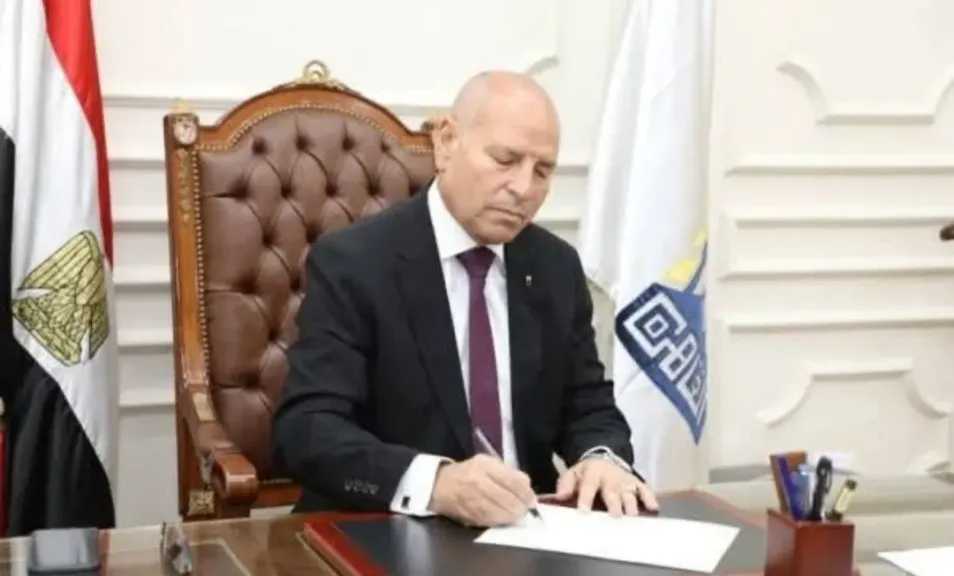 محافظ القاهرة يقرر تعطيل الدراسة اليوم تزامنا مع سوء الأحوال الجوية