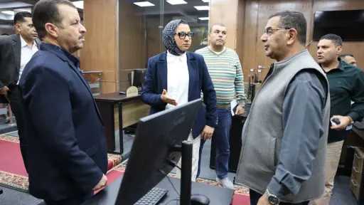 محافظ الوادى الجديد تتابع جاهزية المراكز للتعامل مع الطوارئ