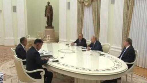 استقبال بوتين لوزير الخارجية محل أنظار في الداخل الروسي.. تفاصيل