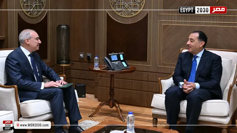 مدبولي يلتقي رئيس الهيئة العامة للاستعلامات بعد التشكيل الجديد للهيئة