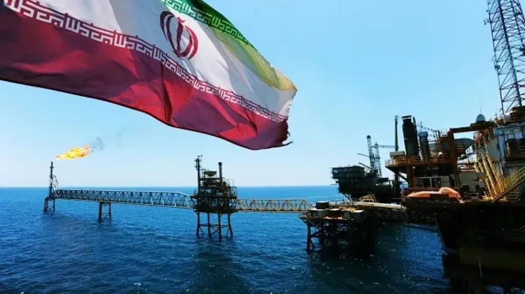 إيران 