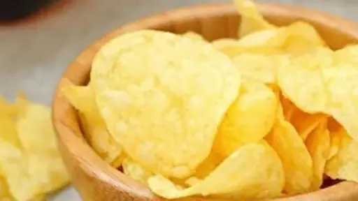 طريقة عمل بطاطس شيبس محمرة في المنزل