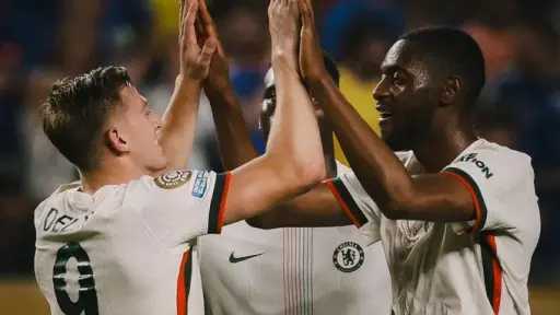 توتر متصاعد في تشيلسي.. أزمة إنزو فرنانديز تدخل مرحلة جديدة