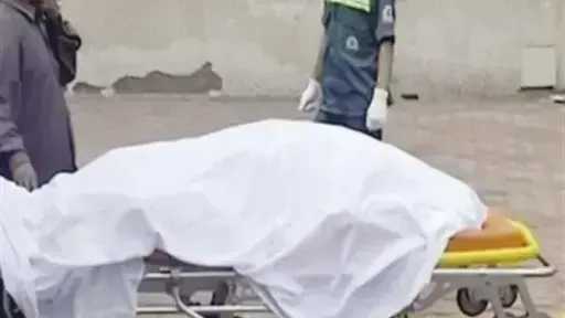 مصرع عامل دهسًا أسفل عجلات القطار أثناء عبوره مزلقان غير شرعي بقنا