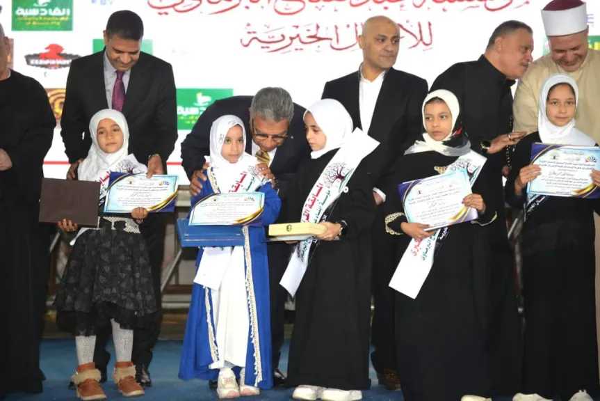 محافظ الدقهلية يشهد الحفل الختامي لمسابقة القرآن الكريم بمنية النصر ويكرم 380 فائز