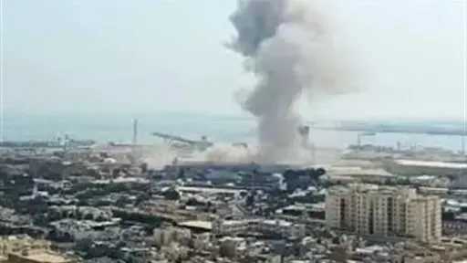 سقوط رأس عنقودي قرب مقر قيادة أركان الجيش الإسرائيلي في تل أبيب