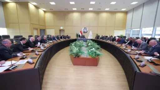 مع جودة الخدمة.. وزير النقل يوجه الهيئات والشركات بتخفيض النفقات وتعظيم الايرادات