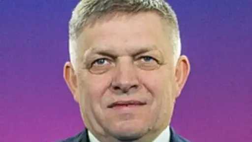 رئيس وزراء سلوفاكيا يدعو لرفع العقوبات عن واردات الغاز والنفط الروسيين