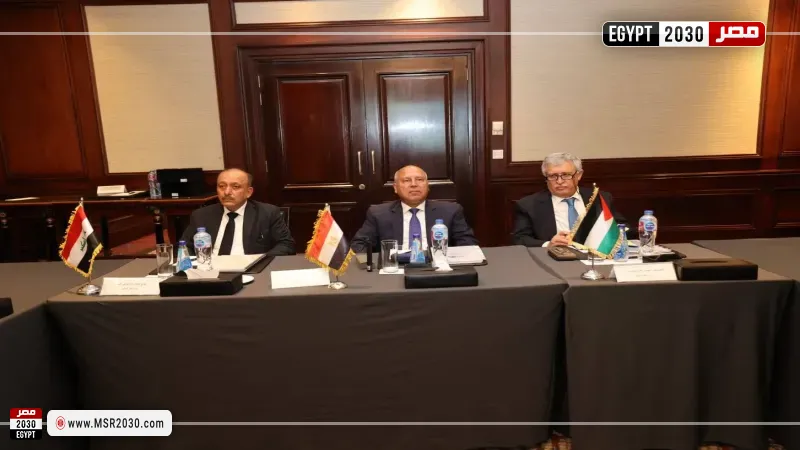 وزير النقل يترأس أعمال اجتماع الجمعية العمومية لشركة الجسر العربي للملاحة